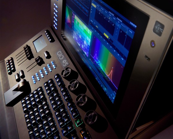 ETC launch their new and compact GIO @ 5 lighting console