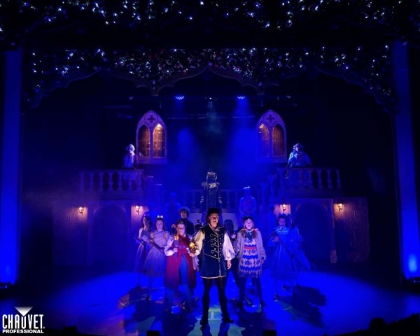 CHAUVET Professional Maverick Sets Stage for Beauty and the Beast Pantomime