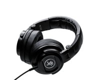 Mackie MC-250 Professional Closed-Back Monitoring Headphones  - Image 2