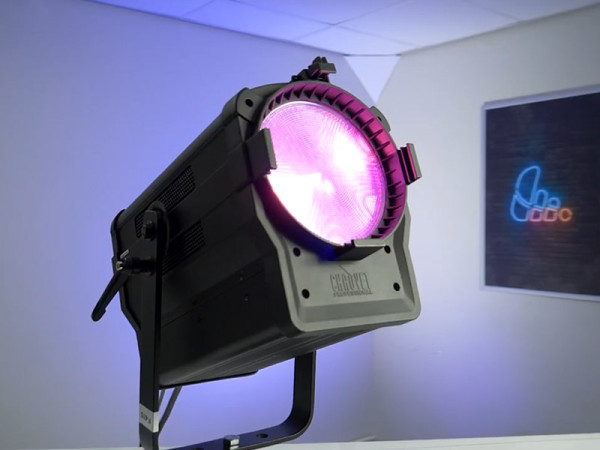 CHAUVET Professional Ovation PAR