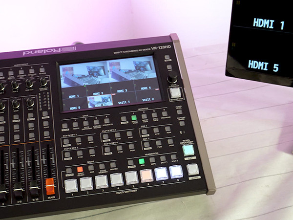 Roland VR-120HD