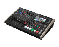 Roland Pro AV VR-6HD Direct Streaming AV-Mixer HDMI 6-In/3-Out +USB-C Streaming - Image 4