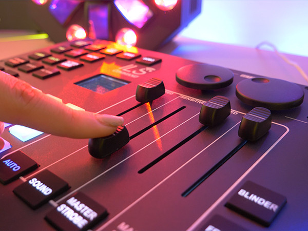 CHAUVET DJ ILS Command Faders